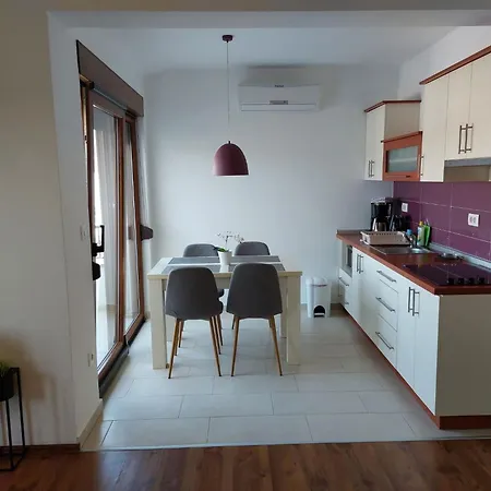 Apartamento Tolle Amphora Mit Moebliertem Balkon By Interhome