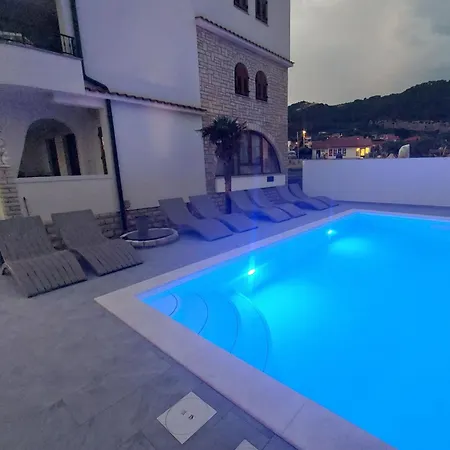 Apartamento Tolle Amphora Mit Moebliertem Balkon By Interhome Barbat na Rabu